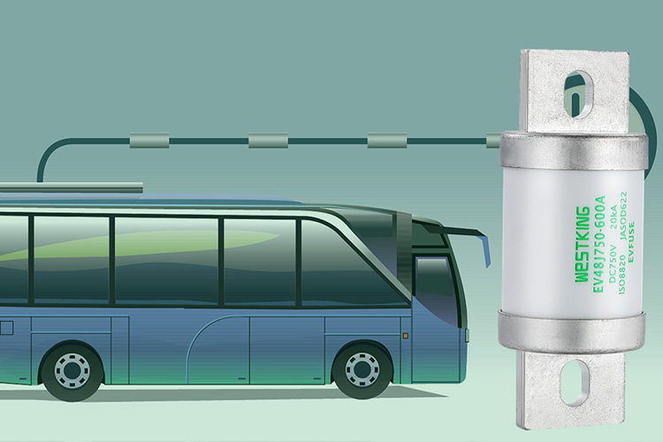 電気自動車のヒューズ交換チュートリアル